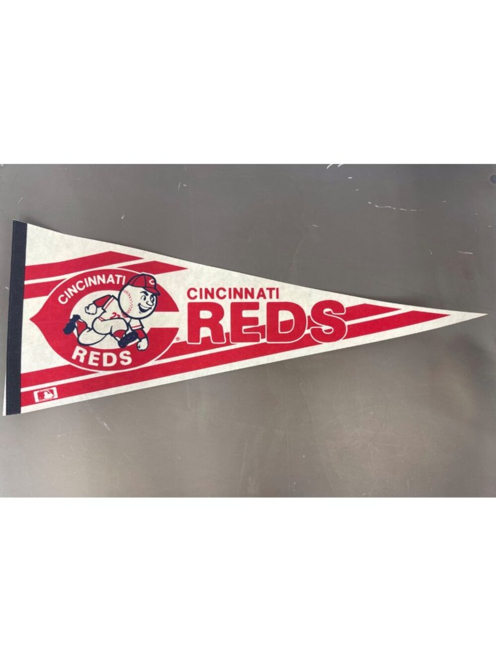 Cincinnati Reds MLB Felt Pennant Vintage Sports Memorabilia 30" Long